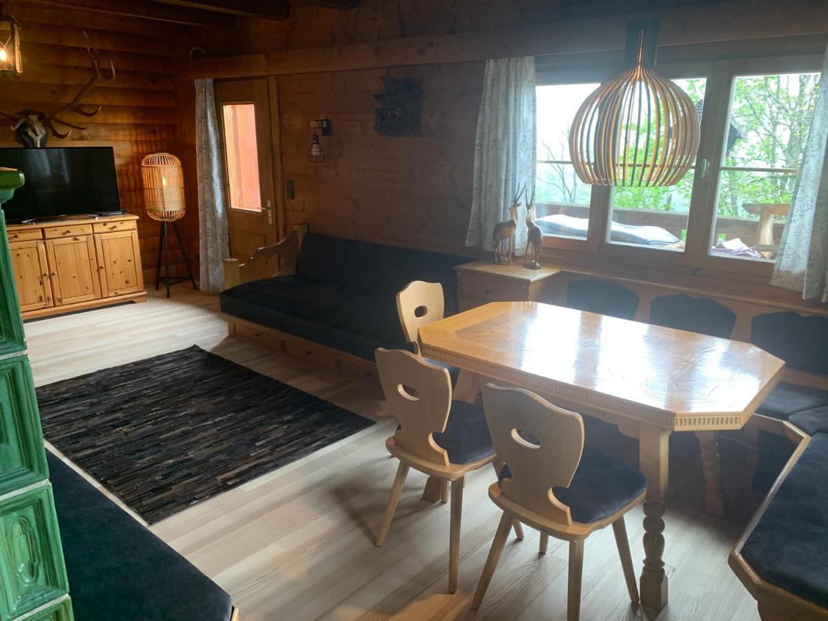 Ferienwohnungen Im Blockhaus Metzler Schwarzenberg im Bregenzerwald Esterno foto