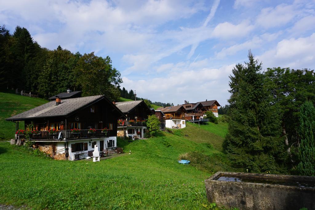 Ferienwohnungen Im Blockhaus Metzler Schwarzenberg im Bregenzerwald Esterno foto